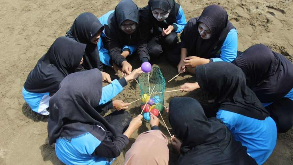 kegiatan peserta outbound