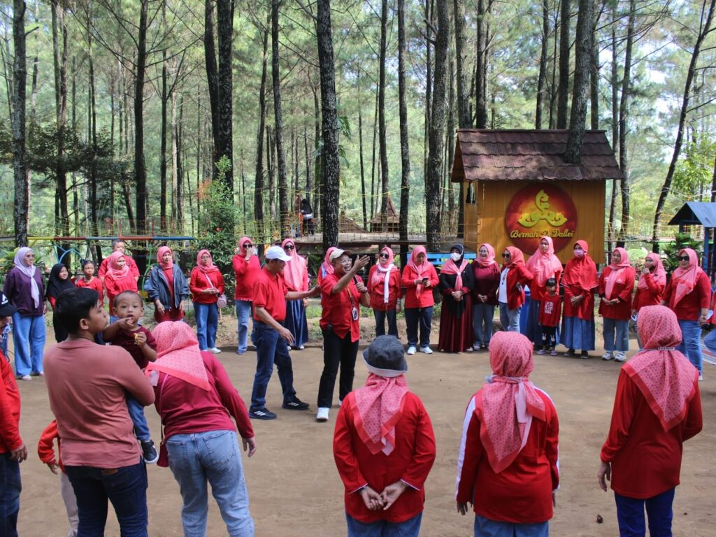 kegiatan peserta outbound di bojonegoro
